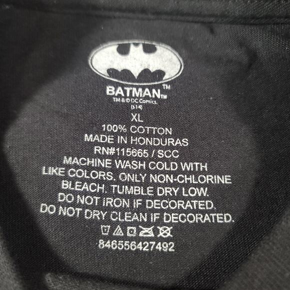 DC Batman Short Sleeve Graphic Crew Neck T Shirt Mens Size Extra Large XL Black - Picture 3 of 9